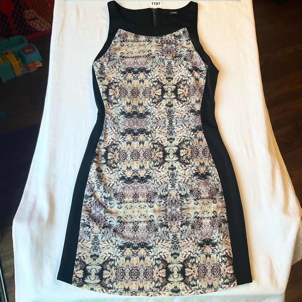 Ladakh Women’s Sleeveless Thick Knee-length Floral Dress size 2 US, Black & Tan
